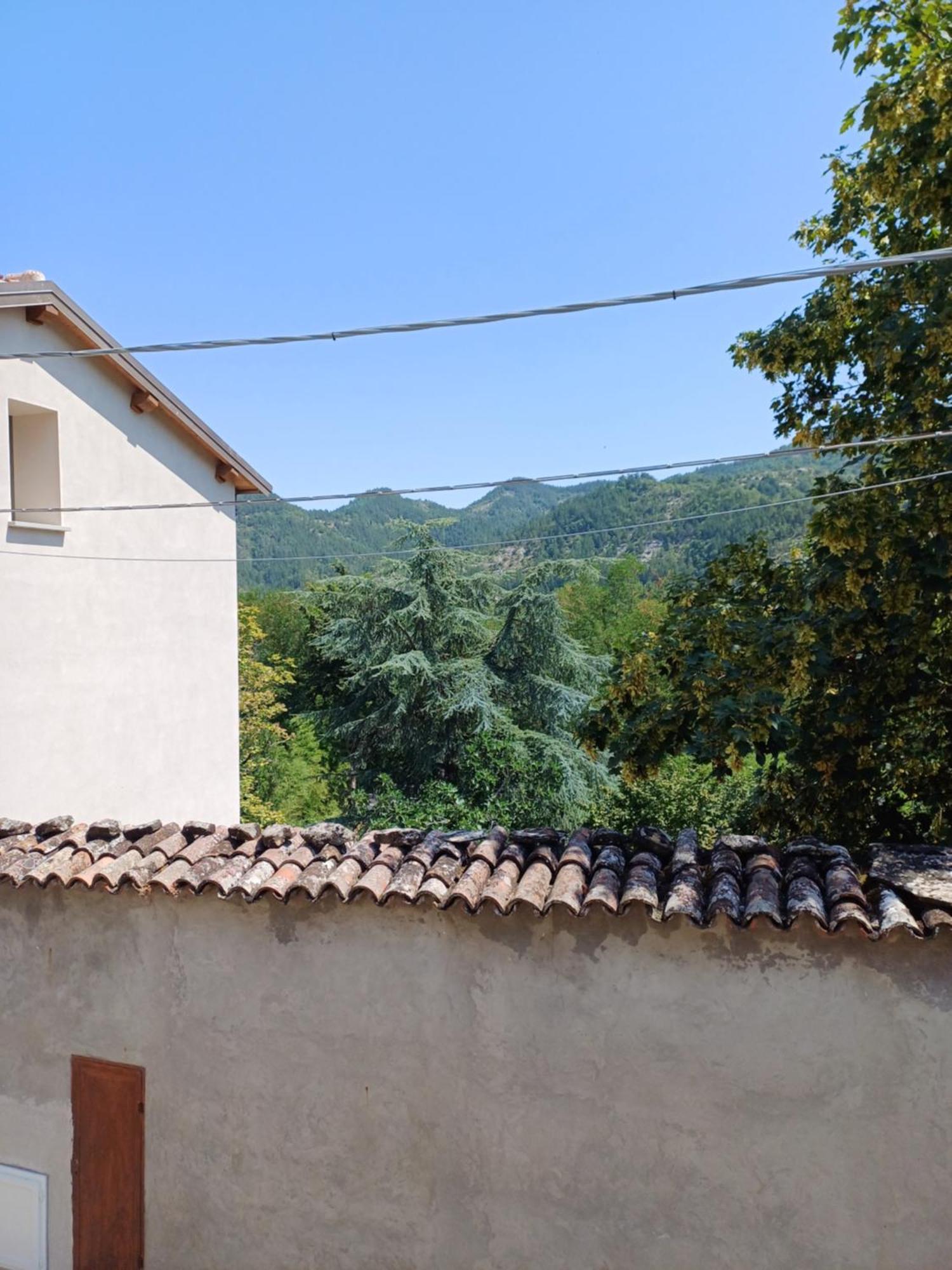 La Locanda Della Campanara Santa Sofia Bagian luar foto