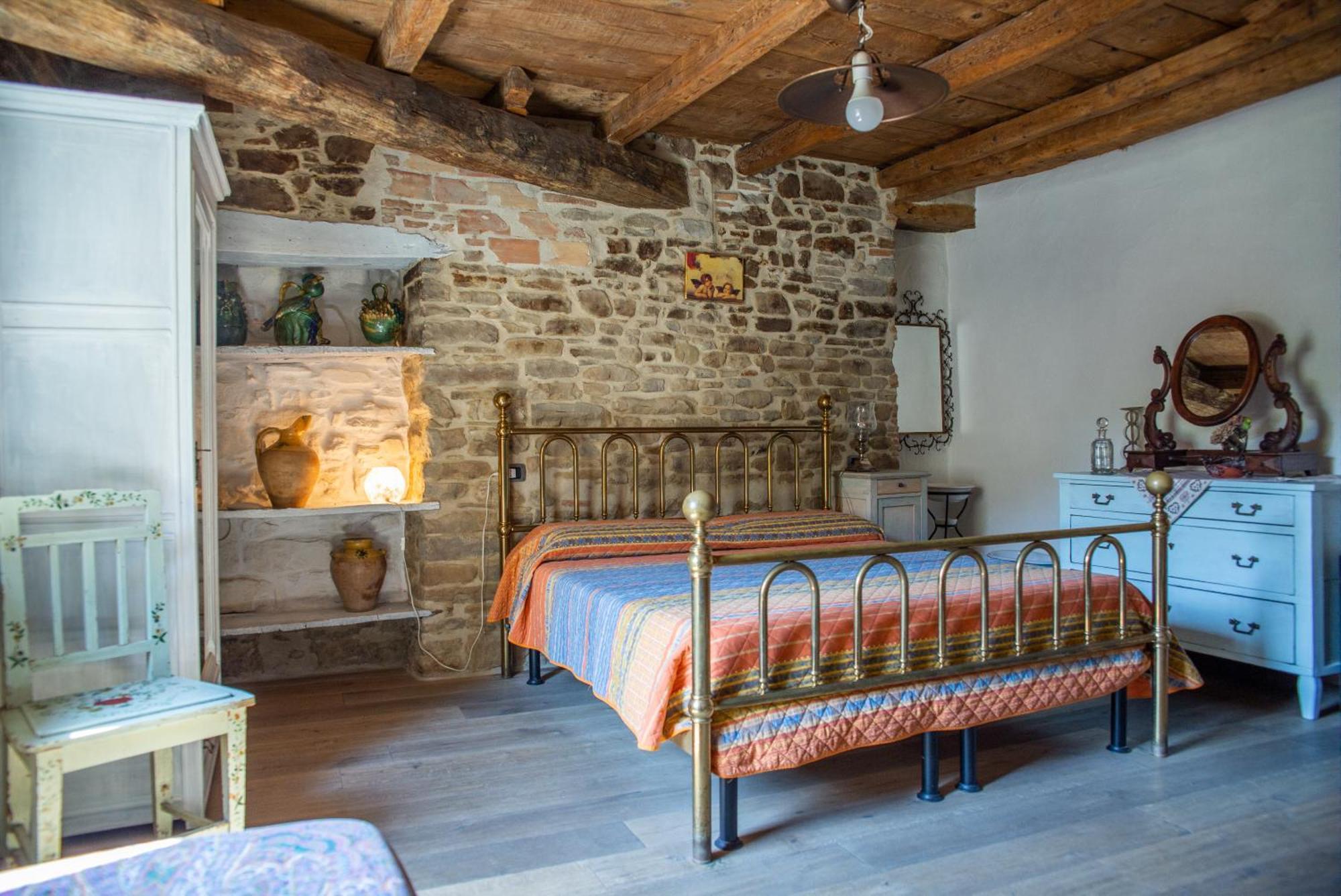 La Locanda Della Campanara Santa Sofia Bagian luar foto