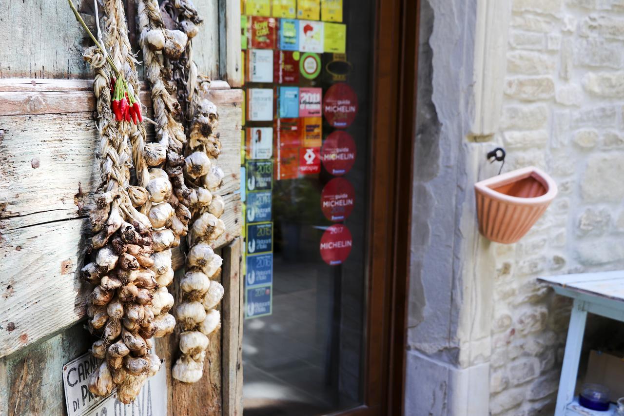 La Locanda Della Campanara Santa Sofia Bagian luar foto