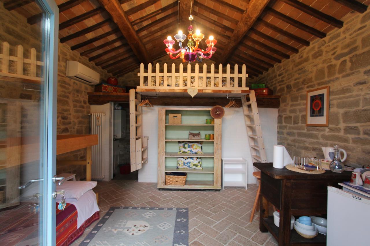 La Locanda Della Campanara Santa Sofia Bagian luar foto