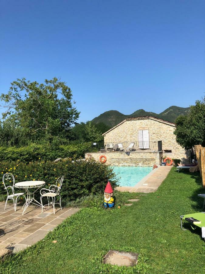 La Locanda Della Campanara Santa Sofia Bagian luar foto